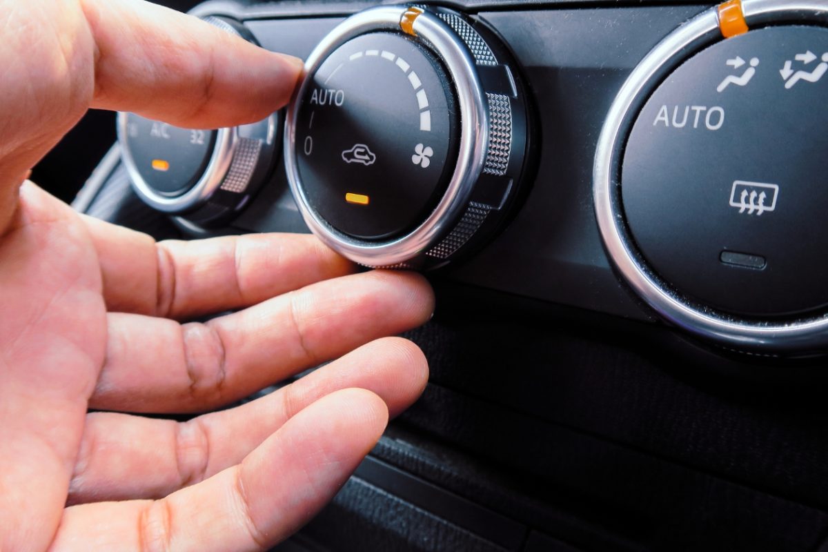 Cómo Funcionan los Compresores de Aire Acondicionado Automotriz